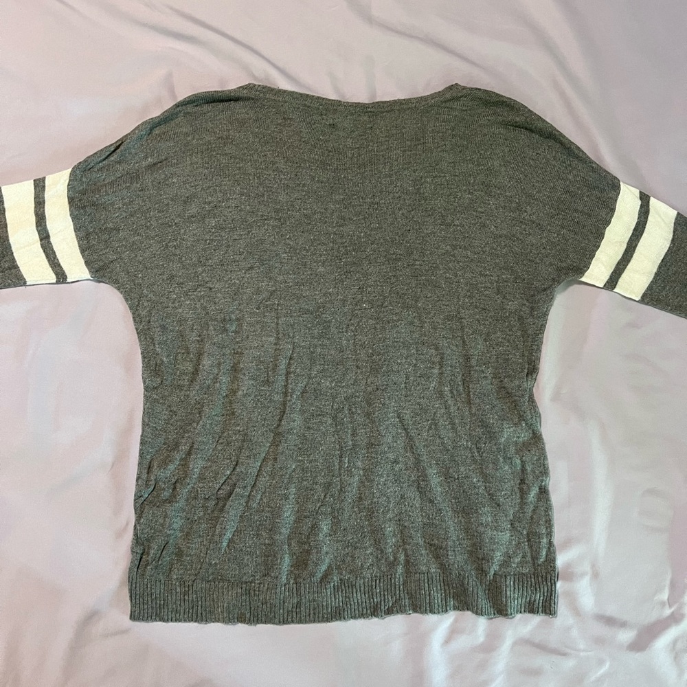 Gray Sweater - Picture 4 of 4
